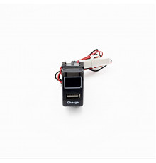 USB разъем в штатную заглушку NISSAN / 1 порт з/у + вольтметр 17-306