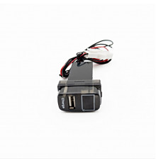 USB разъем в штатную заглушку MITSUBISHI / 1 порт з/у + вольтметр 17-307